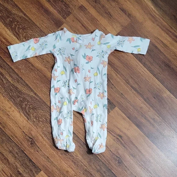 Floral and Butterfly Kids One Pieces Set - Picture 4 of 5